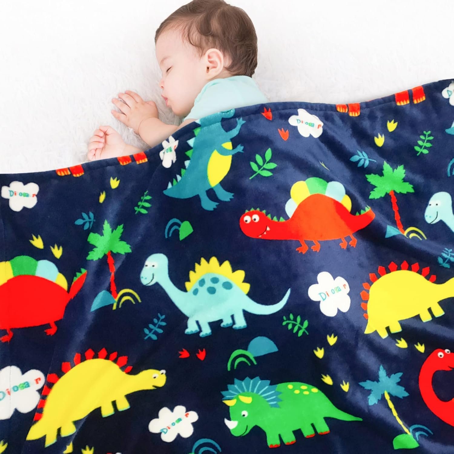 Lukeight Toddler Blanket for Boys and Girls, Plush and Thick Dinosaur Blanket Birthday Gifts for Toddler and Baby (Dinosaur, 30×40 Inches)