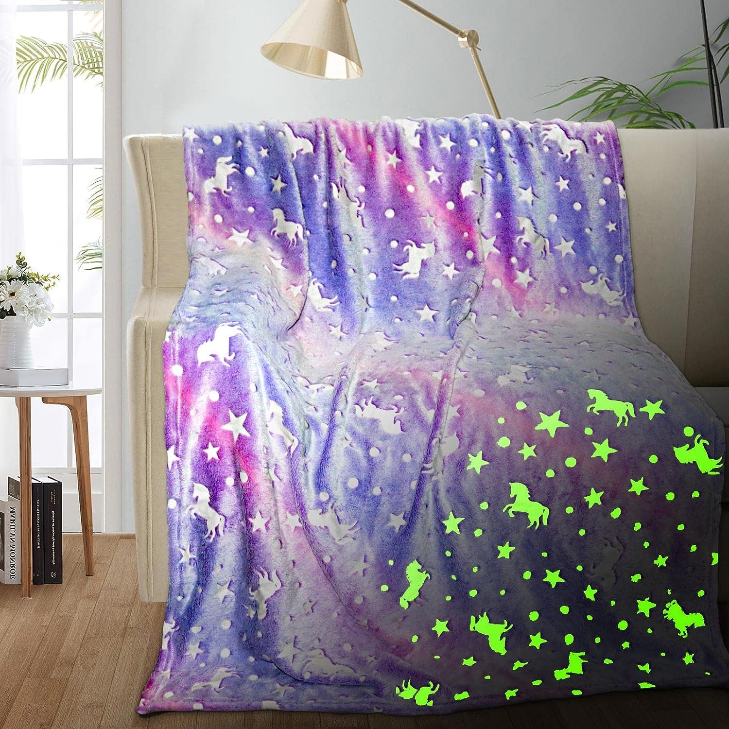 TEHALK Unicorn Glow in The Dark Blanket, Unicorn Blanket for Girls/Kids, Unicorns Gifts for Girls Age 3-12, Toddler Blanket for Kids, Soft Fleece Blanket Throw Birthday Gift 40″x60″