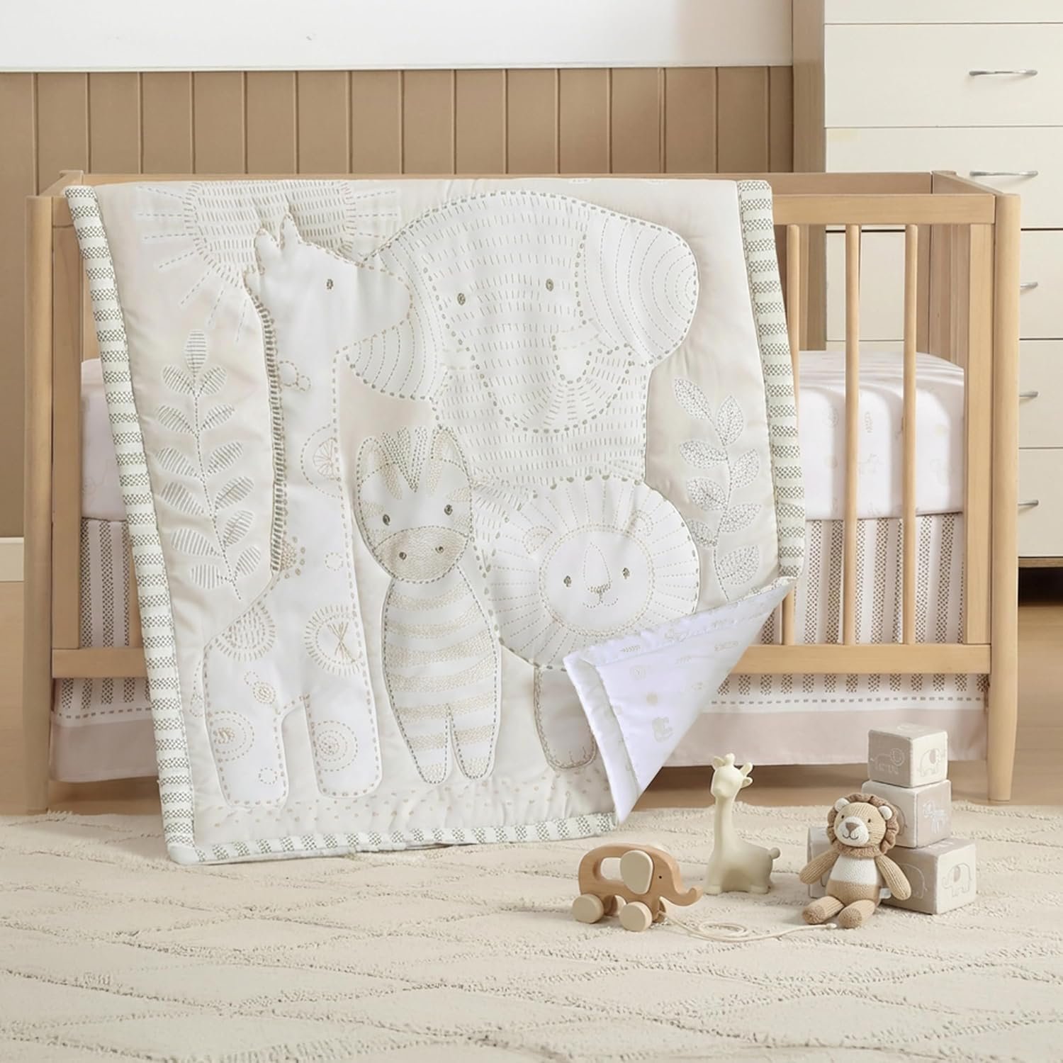 The Hōmistry 3-Piece Crib Bedding Set for Boys & Girls – Reversible Quilt, Fitted Sheet, Crib Skirt – Soft, Breathable & Durable Microfiber Baby Crib Bedding Set – Delicate Jungle Theme